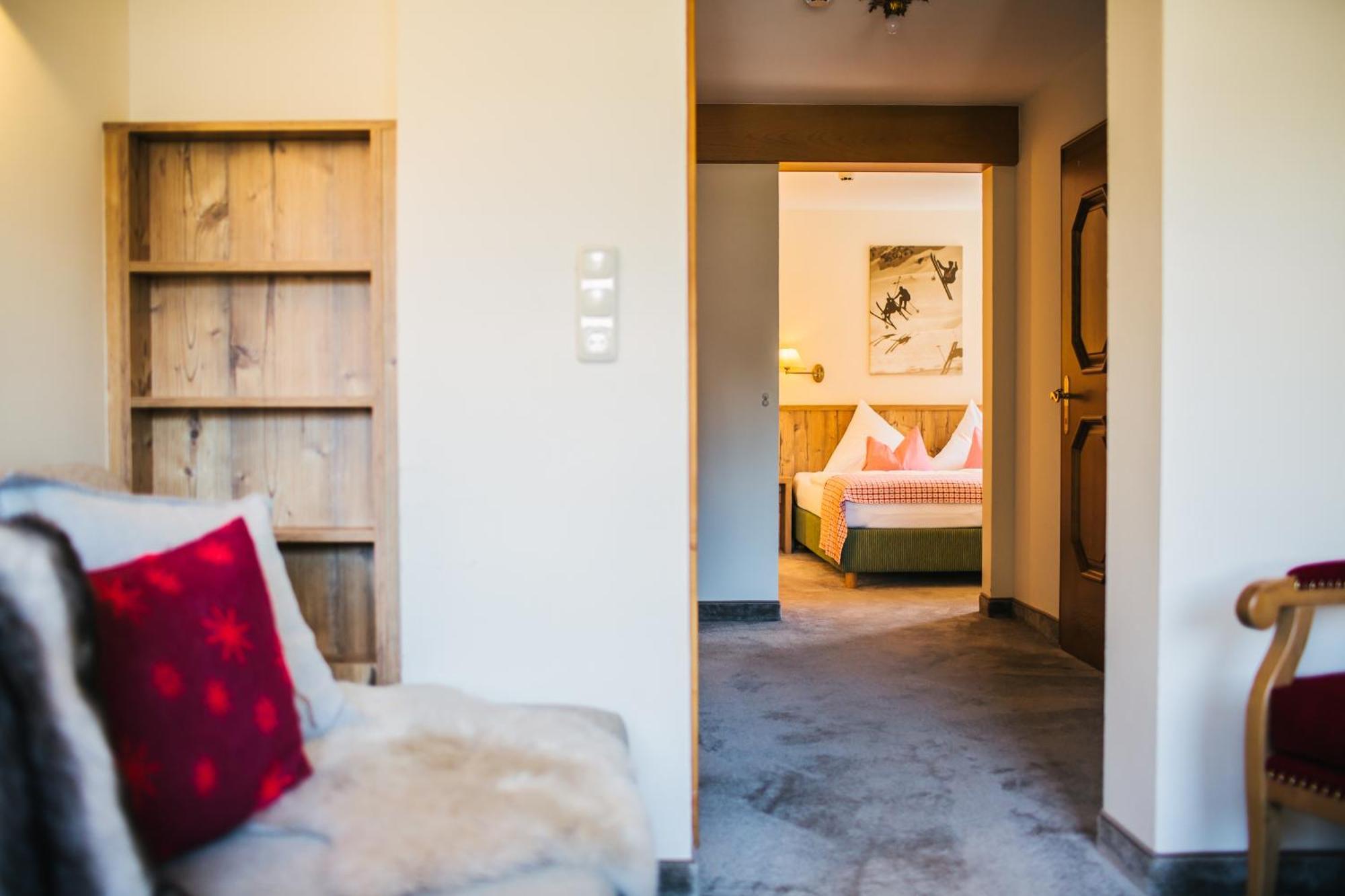 Hotel Dr Otto Murr B&B Sankt Anton am Arlberg Exteriör bild
