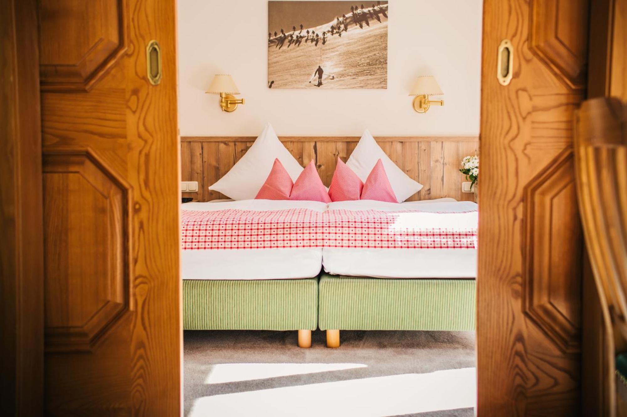 Hotel Dr Otto Murr B&B Sankt Anton am Arlberg Exteriör bild